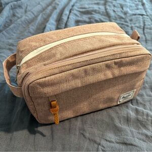 HERSCHEL DOPP KIT